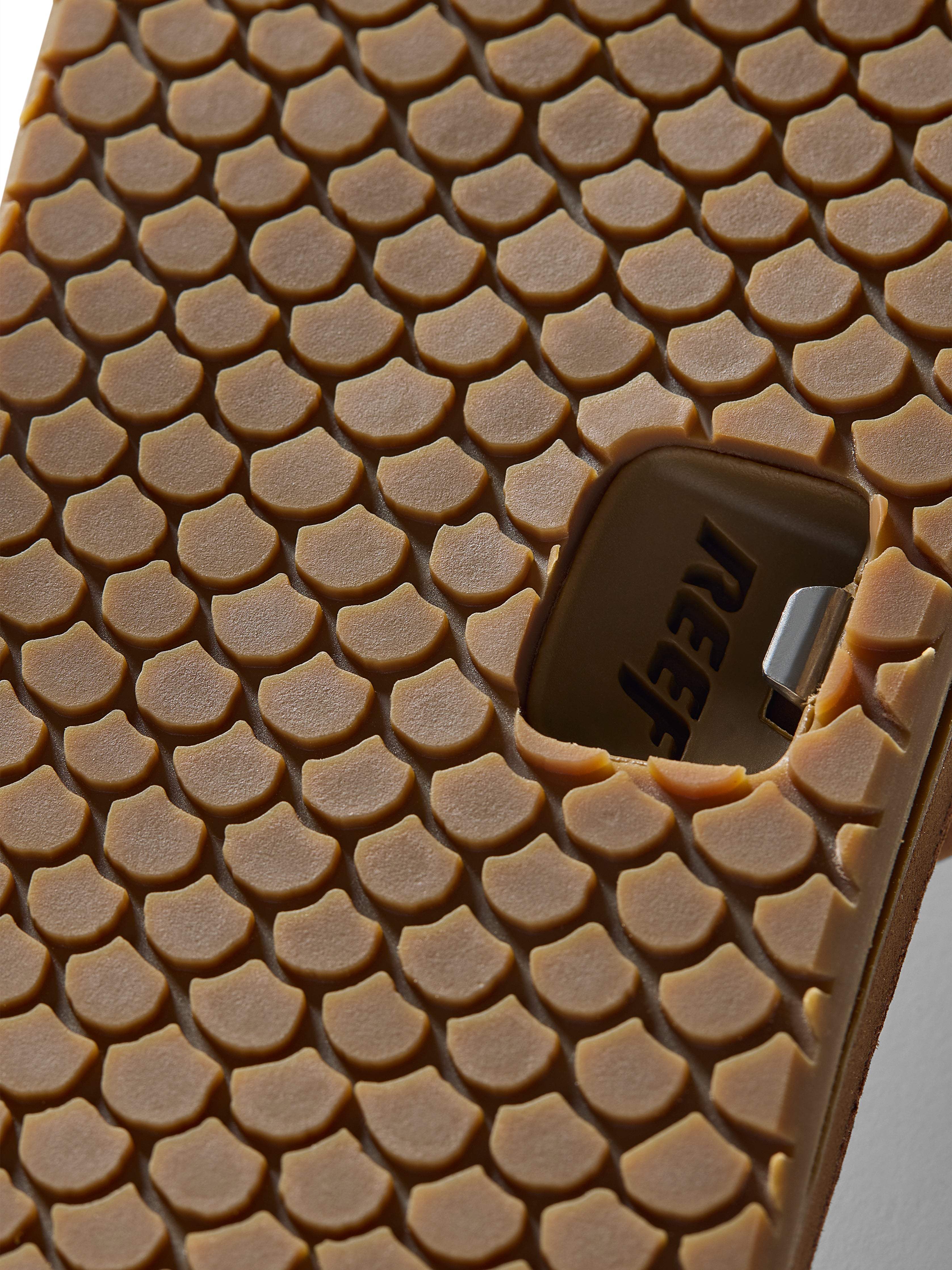 Faherty X Reef Draftsmen Flip Flop - Dark Brown | Faherty Brand